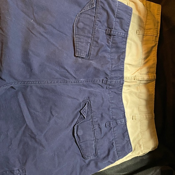 (2) gap cargo shorts tan & blue 34 waist - Picture 8 of 8